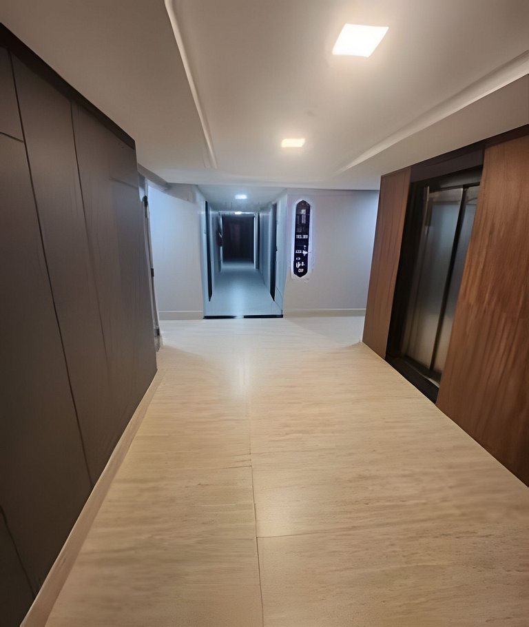 Flat com varanda no Get by Side . GBS Apto 604